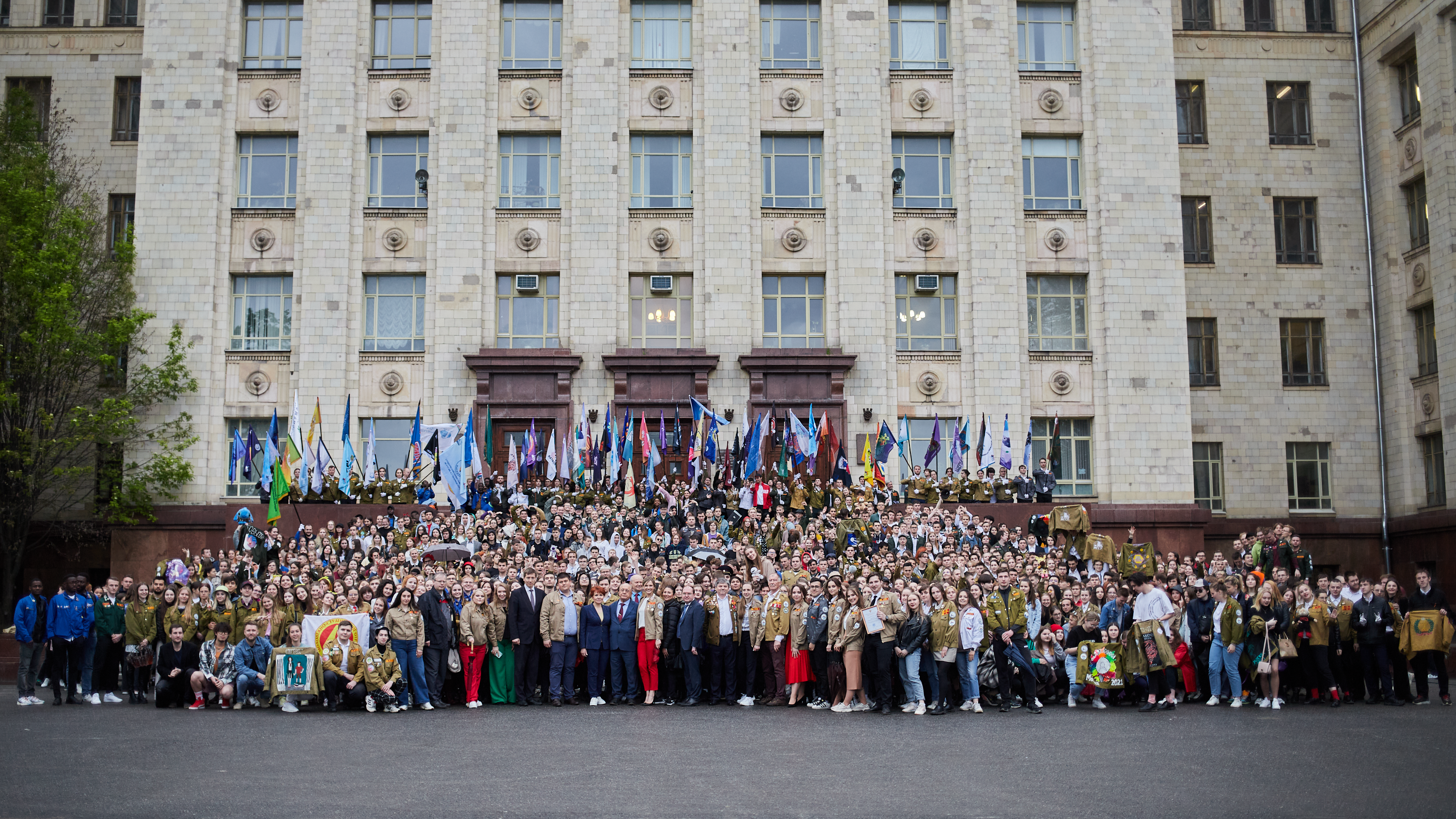 Более 1,2 тыс. студентов столицы открыли трудовой семестр студенческих отрядов Москвы